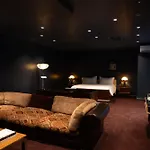 Aethos 5* Milaan