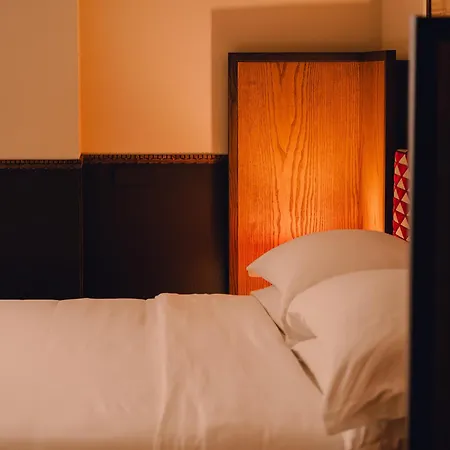 Aethos 5* Milán