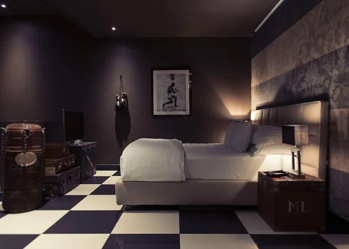 Aethos 5*